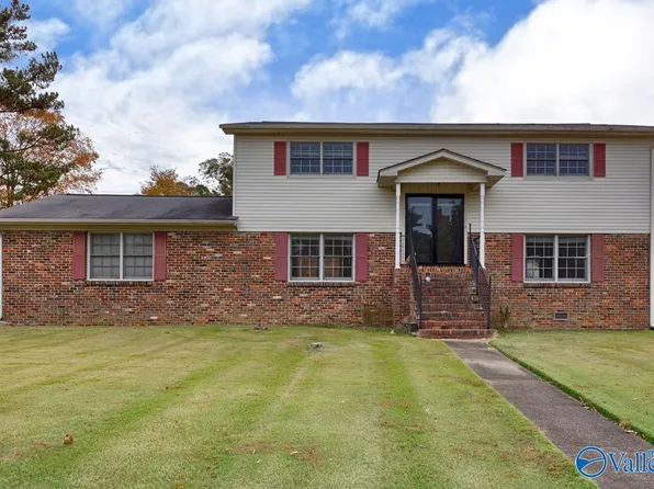 7223 Atwood Dr SE, Huntsville, AL 35802