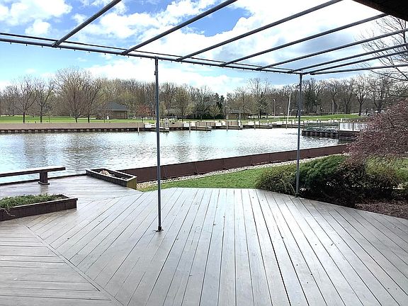 Grosse Pointe Park view