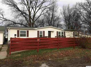 671 Macomb Rd, Rushville, IL 62681