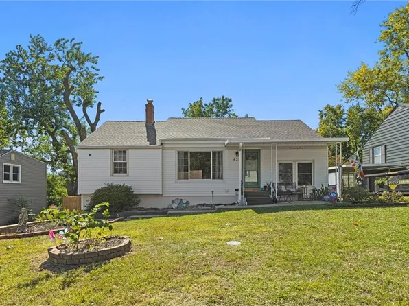 623 NE 43rd Ter, Kansas City, MO 64116