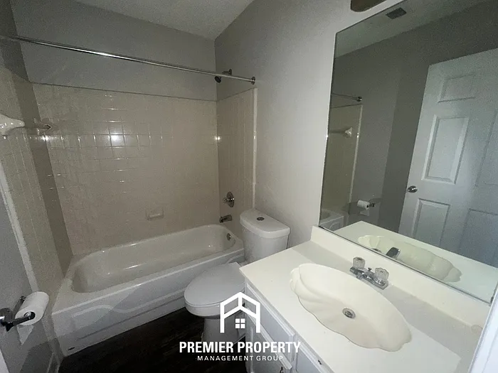 2638 Country Glade Dr — Photo 13