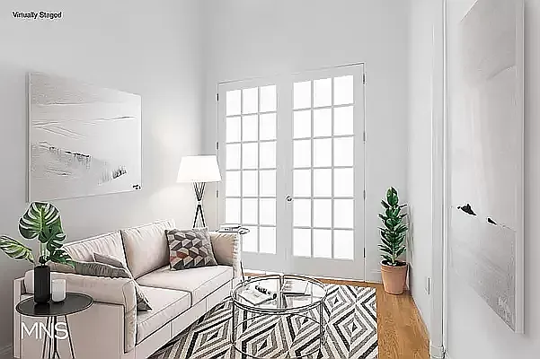 315 Melrose Street — Photo 1