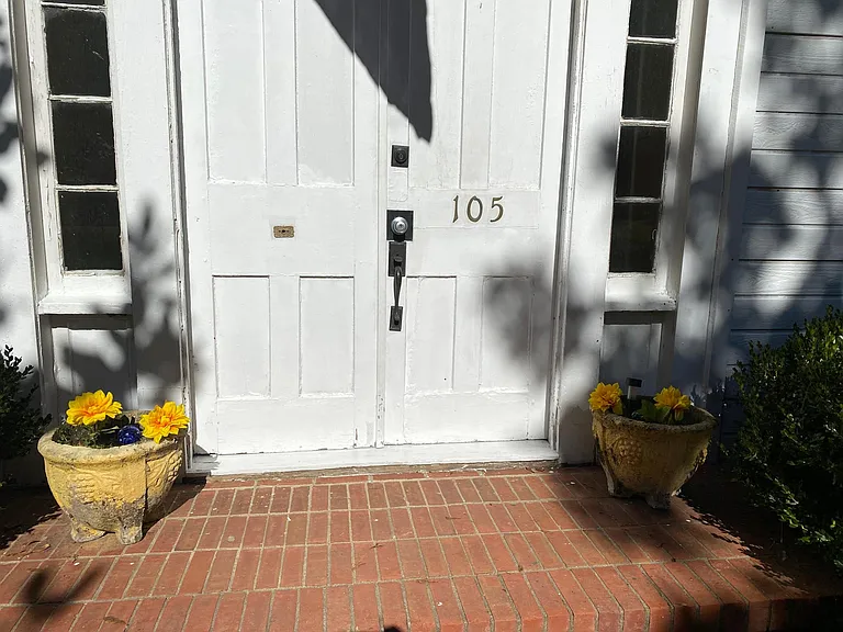 105 Church St — Photo 2