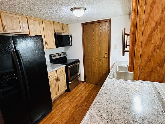 5th image of 7435 Tiffany Dr APT 2D