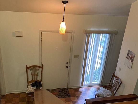 5th image of 1677 NW 19th Cir