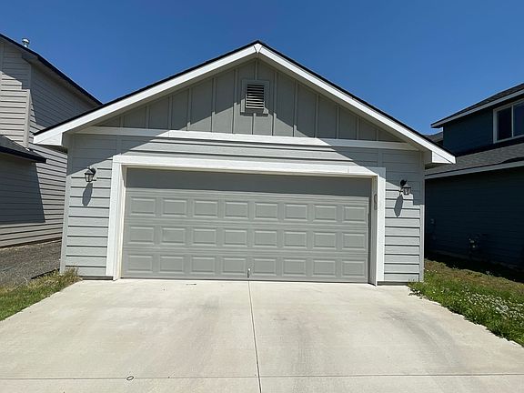 4th image of 1885 W American Fork Dr