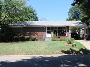 2007 Choctaw Ave, Ardmore, OK 73401