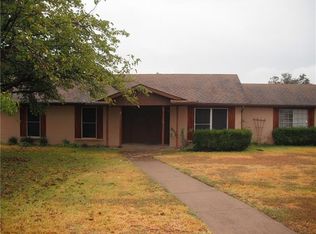 614 Cardinal Dr, Red Oak, TX 75154