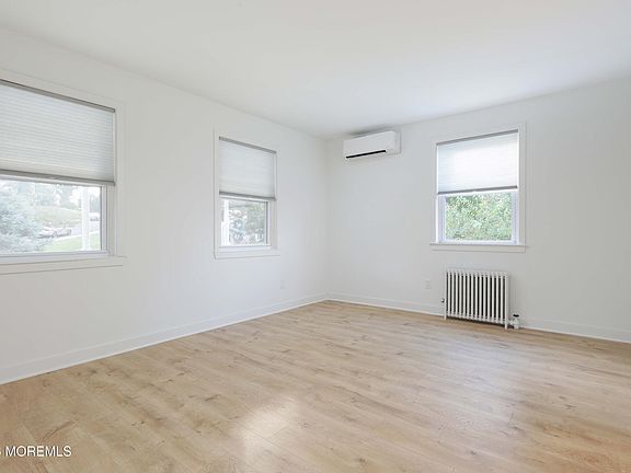 5th image of 62 Ocean Blvd APT 2