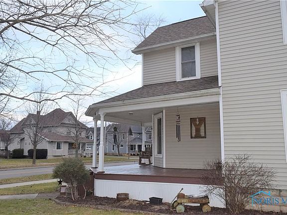 5th image of 406 E Oak St