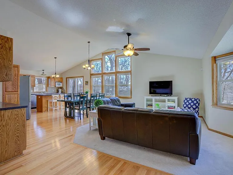 6829 Yuma Dr — Photo 5