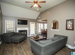 522 Cahaba Manor Ln, Pelham, AL 35124