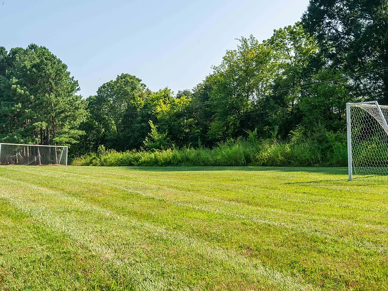 Avenues at Steele Creek — Photo 33