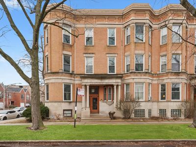 5342 S Greenwood Ave APT 3, Chicago, IL, 60615