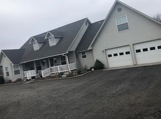 82 E Gleed Rd, Naches, WA 98937