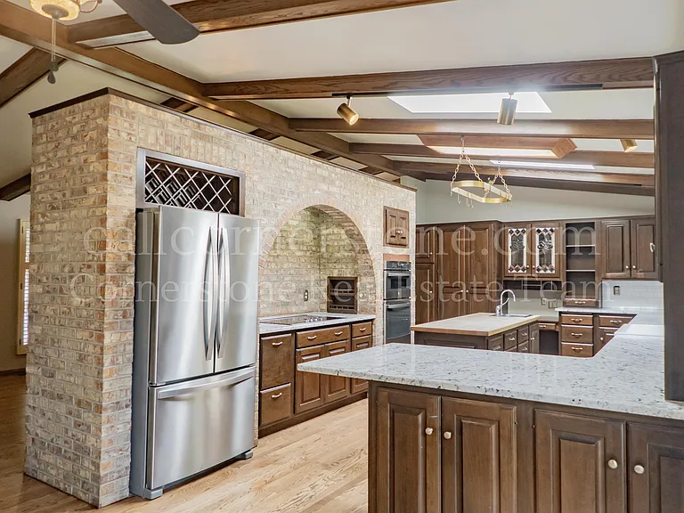 3427 Clubheights Dr — Photo 10