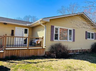 407 Tempa Dr, Sidney, IL