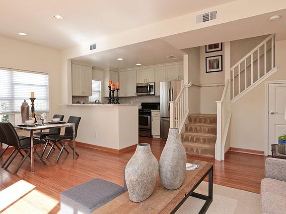 5th image of 791 Bryn Mawr Ct