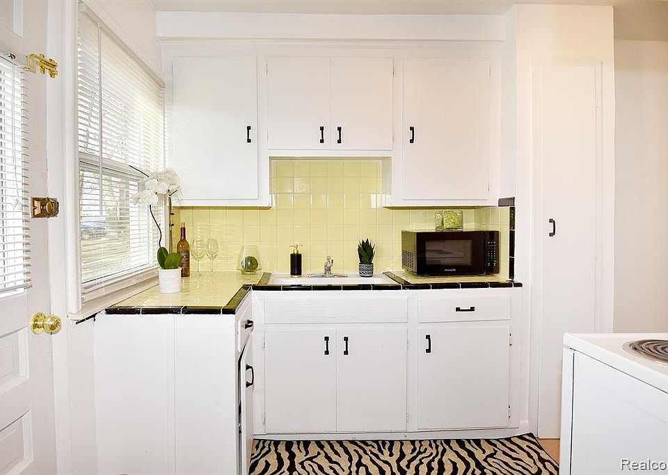 1515 W Farnum Ave, photo 11