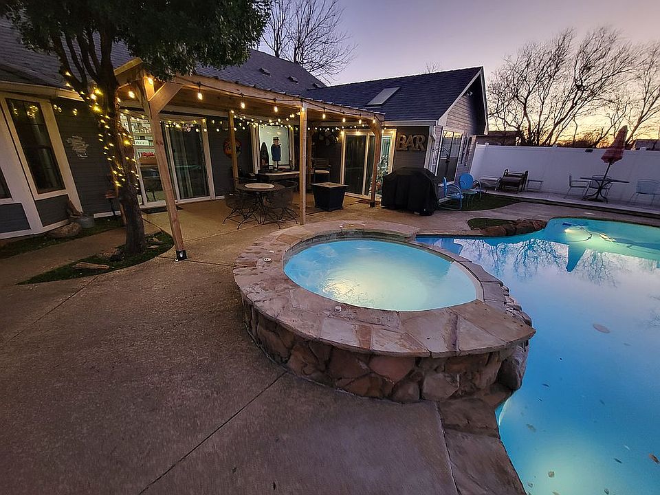 1st image of 479 Sundown Dr