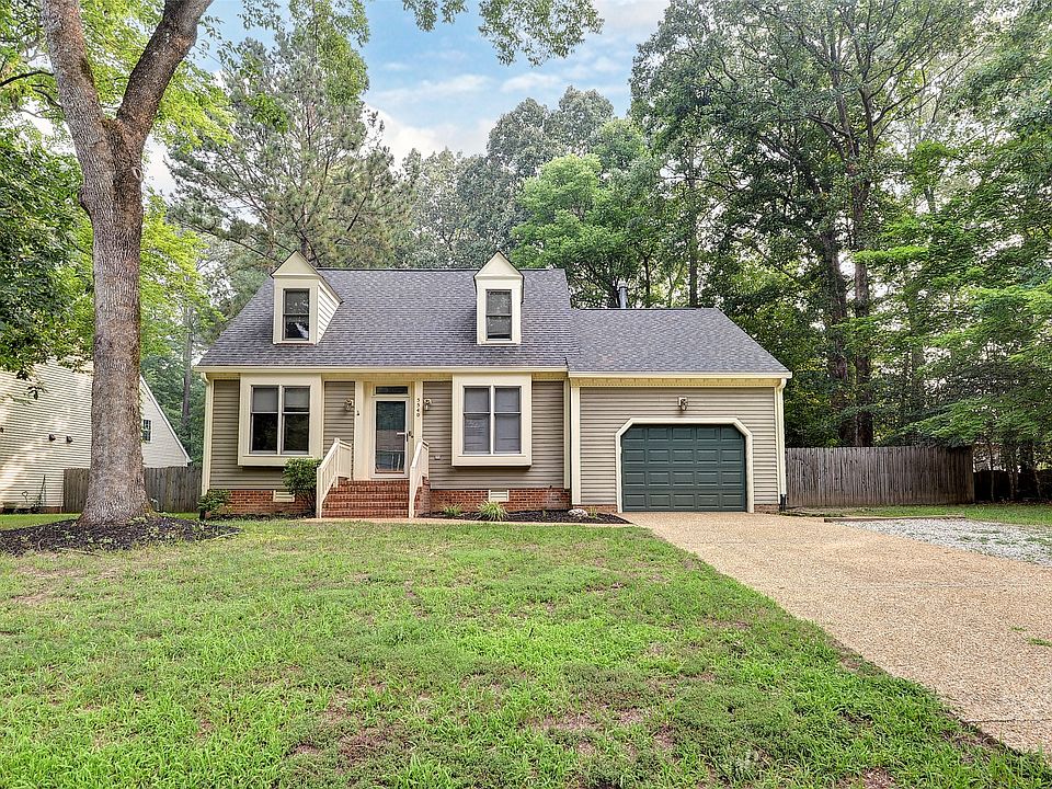 1st image of 5540 Rolling Woods Dr
