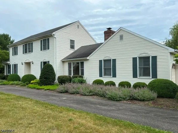 17 Shurts Rd, Readington Twp., NJ 08822