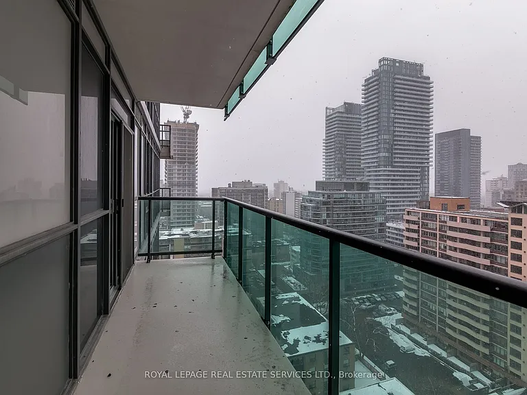 25 Broadway Ave #1408 — Photo 20