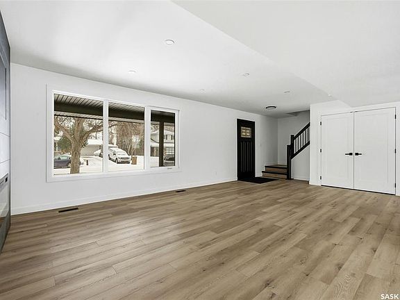 5th image of 8 Thatcher ROAD