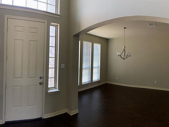 2nd image of 3503 Rusack Dr