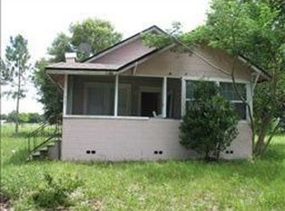 255 W Osceola Rd, Geneva, FL 32732