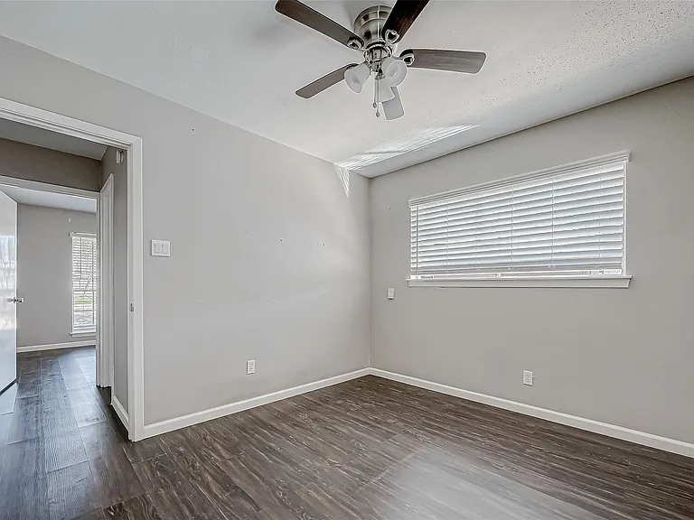 7315 Housman St — Photo 25