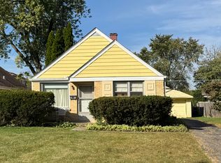 112 S Iowa Ave, Addison, IL 60101