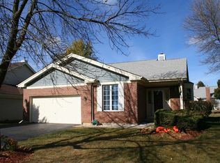 654 Dogleg Ln, Bartlett, IL