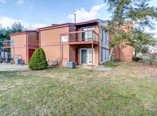 28 Newport Ct #211, Brick, NJ