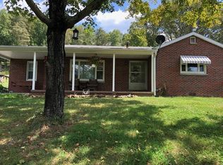 2045 E Mud River Rd, Milton, WV 25541