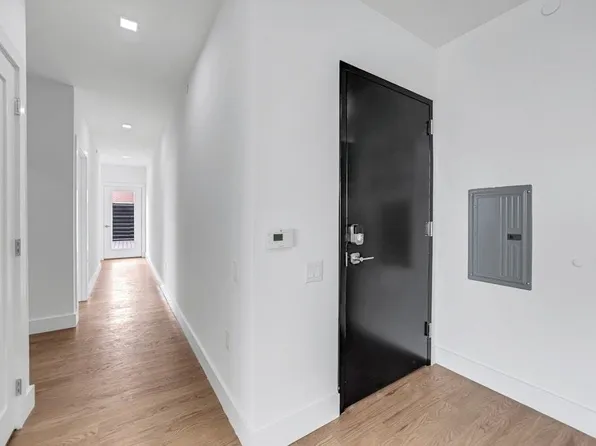 8404 4th Avenue image 11 of 36