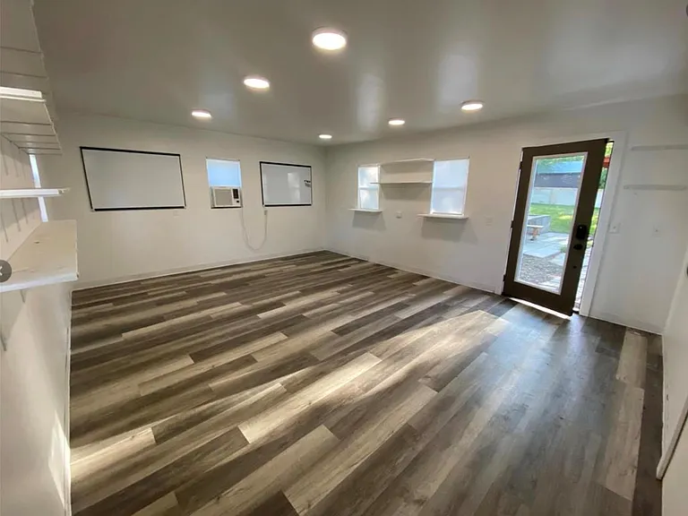 3404 Sierra Dr — Photo 7