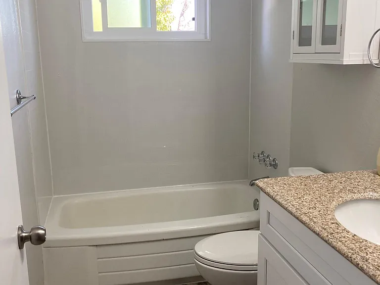 2470 Almandor Cir — Photo 5