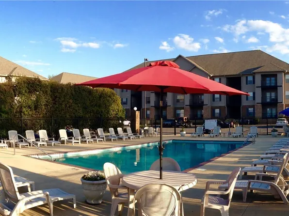 2301 Veterans Memorial Pkwy APT 321, Tuscaloosa, AL 35405