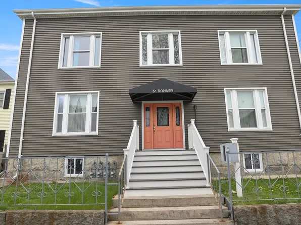 51 Bonney St, New Bedford, MA 02740