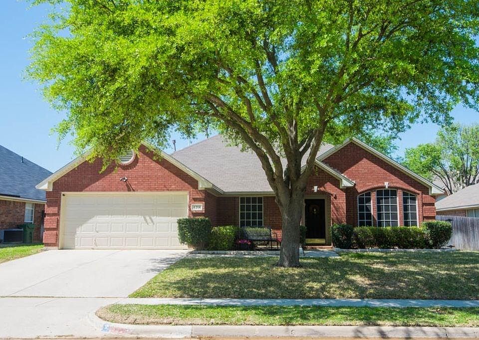 1st image of 6314 Branch Hollow Ln