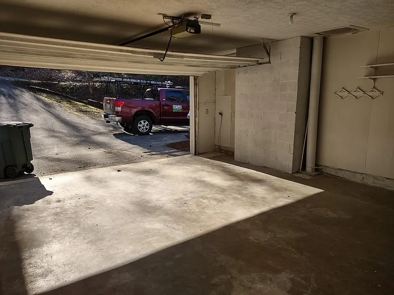 326 N Overlook Ter — Photo 21