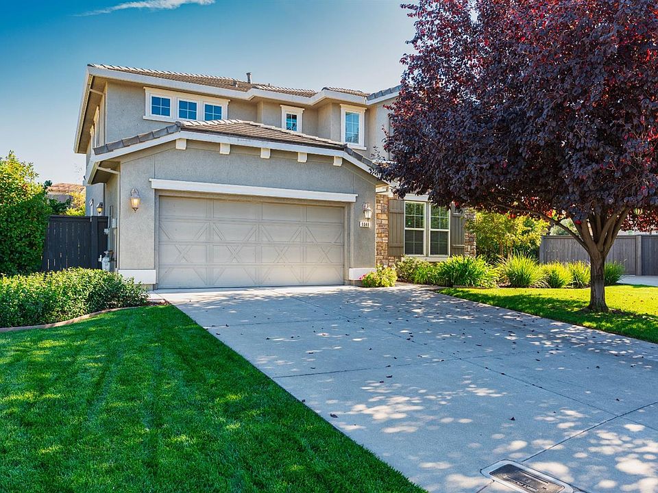 1st image of 1048 Gemwood Way