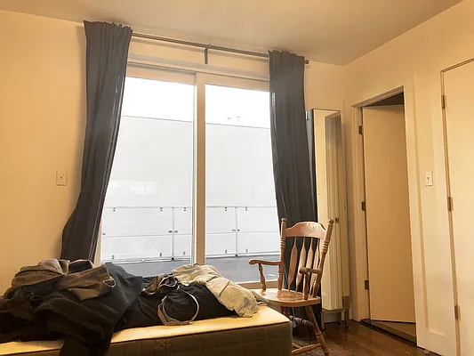 Rented by Yup Realty LLC | media 100