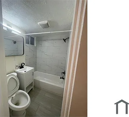 200 Oklahoma Ave NE #2 — Photo 9