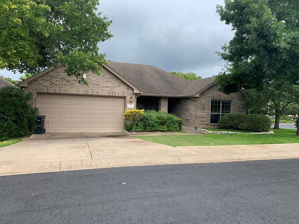 201 Bending Oaks Trl, Fredericksburg, TX 78624 Zillow