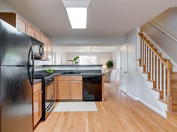 5th image of 1617 N Van Dorn St #A
