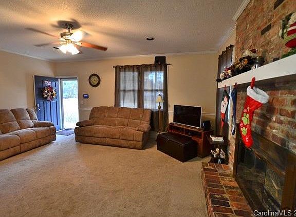 2nd image of 3354 Linda Ct