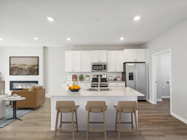 7659 Cruise Way, Inver Grove Heights, MN 55076