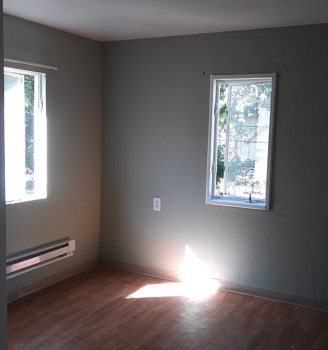 2nd image of 2723 Fremont Ave N #2